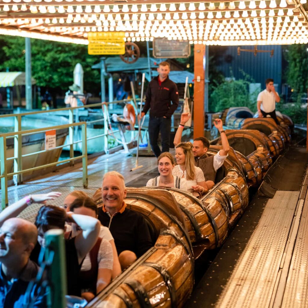 firmenfeier-skylinepark-wildwasserbahn